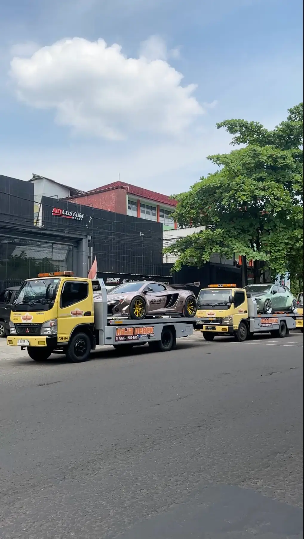 Towing Mobil Sport